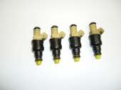 Jeu de 4 Injecteurs saab 900 classique / 9000 Injecteurs et regulateurs