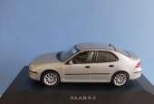SAAB 9.3 berline miniature 1/43 Cadeaux: livres, SAAB minatures...