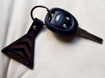 Llavero de cuero saab viggen Novedades