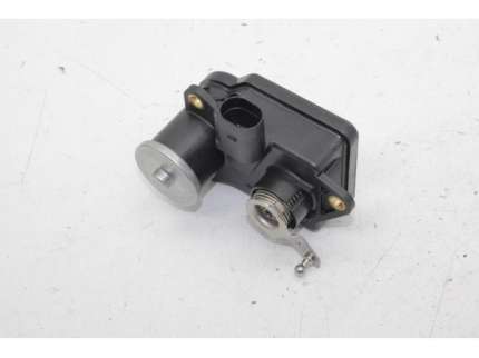 Moteur de commande des volets de turbulences Saab 9.3 et 9.5 1.9 TID 150 CV Collecteur admission