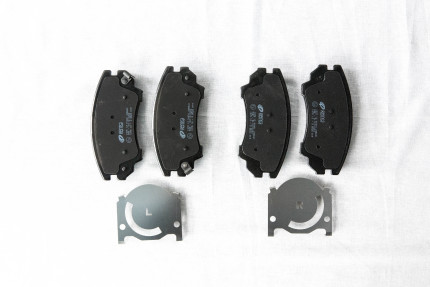 Front brake pads set saab 9.5 NG 2010-2011 Brake pads