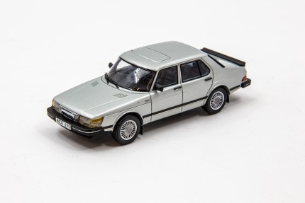 SAAB 900 Turbo 4 puertas model 1/43 Novedades
