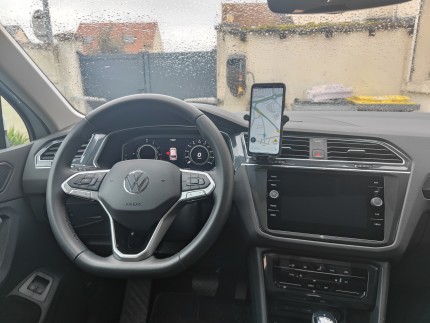 Phone holder for VolksWagen Tiguan 2 VOLKSWAGEN