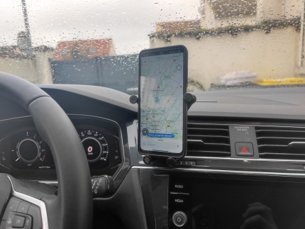 Phone holder for VolksWagen Tiguan 2 VOLKSWAGEN