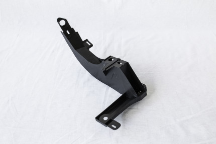 front rear bumper guide saab 9.3 sedan 2003-2014 Others parts: wiper blade, anten mast...