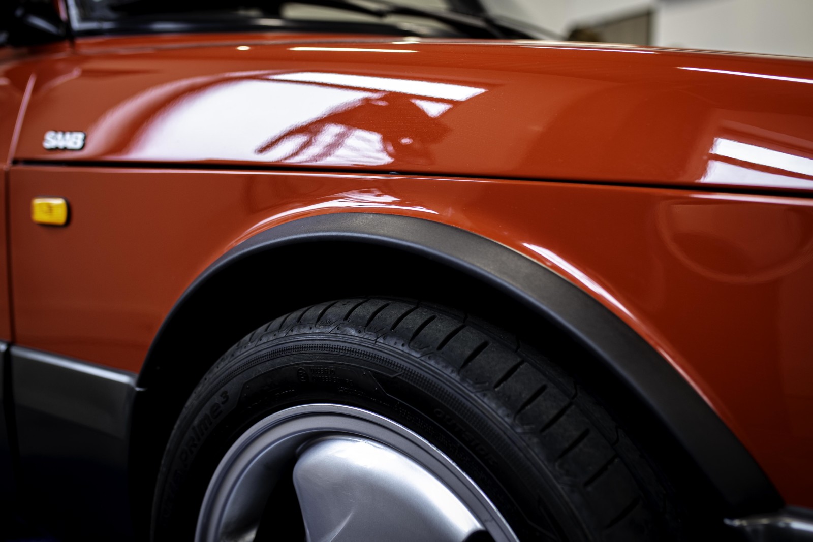 Pair of front fender extensions kit for Saab 900 classic Aero SPG