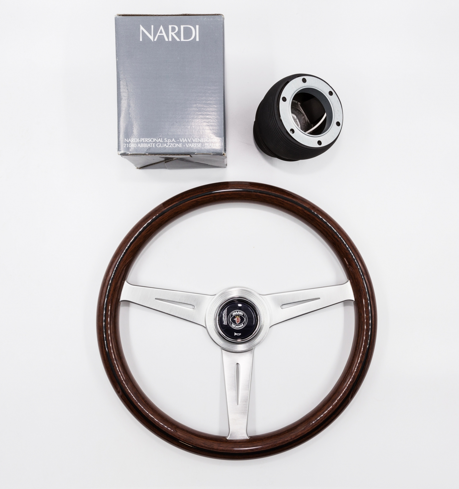 Wood Nardi Steering wheel for SAAB 900 classic convertible + boss kit
