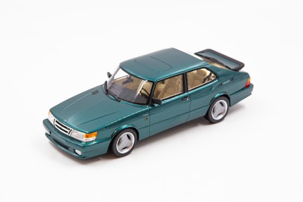 Saab 900 Turbo T16 Airflow modelo 1:18 en verde Regalos: libros, miniaturas SAAB...