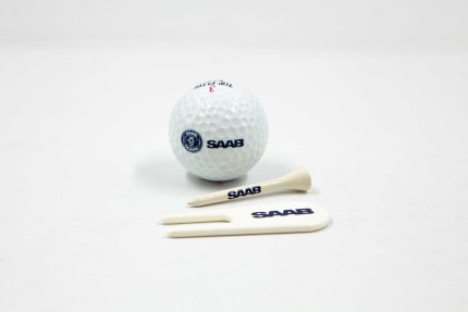 Kit Golf Saab d'origine années 80's Cadeaux: livres, SAAB minatures...