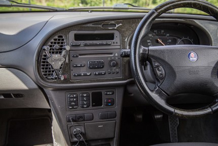 Soporte de teléfono para Saab 900 NG y 9-3 (Volante a la derecha) SAAB