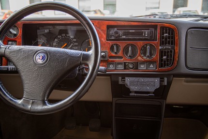 Soporte de teléfono para Saab 900 Novedades