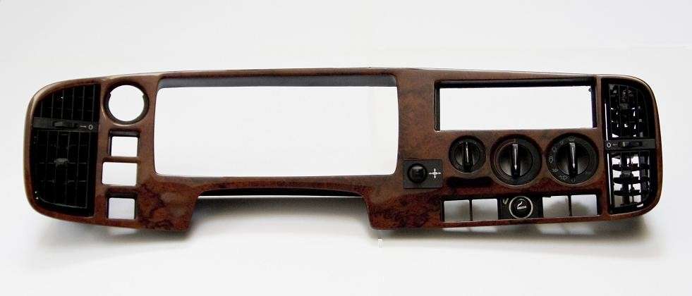 Real walnut dashboard saab 900 - SAAB